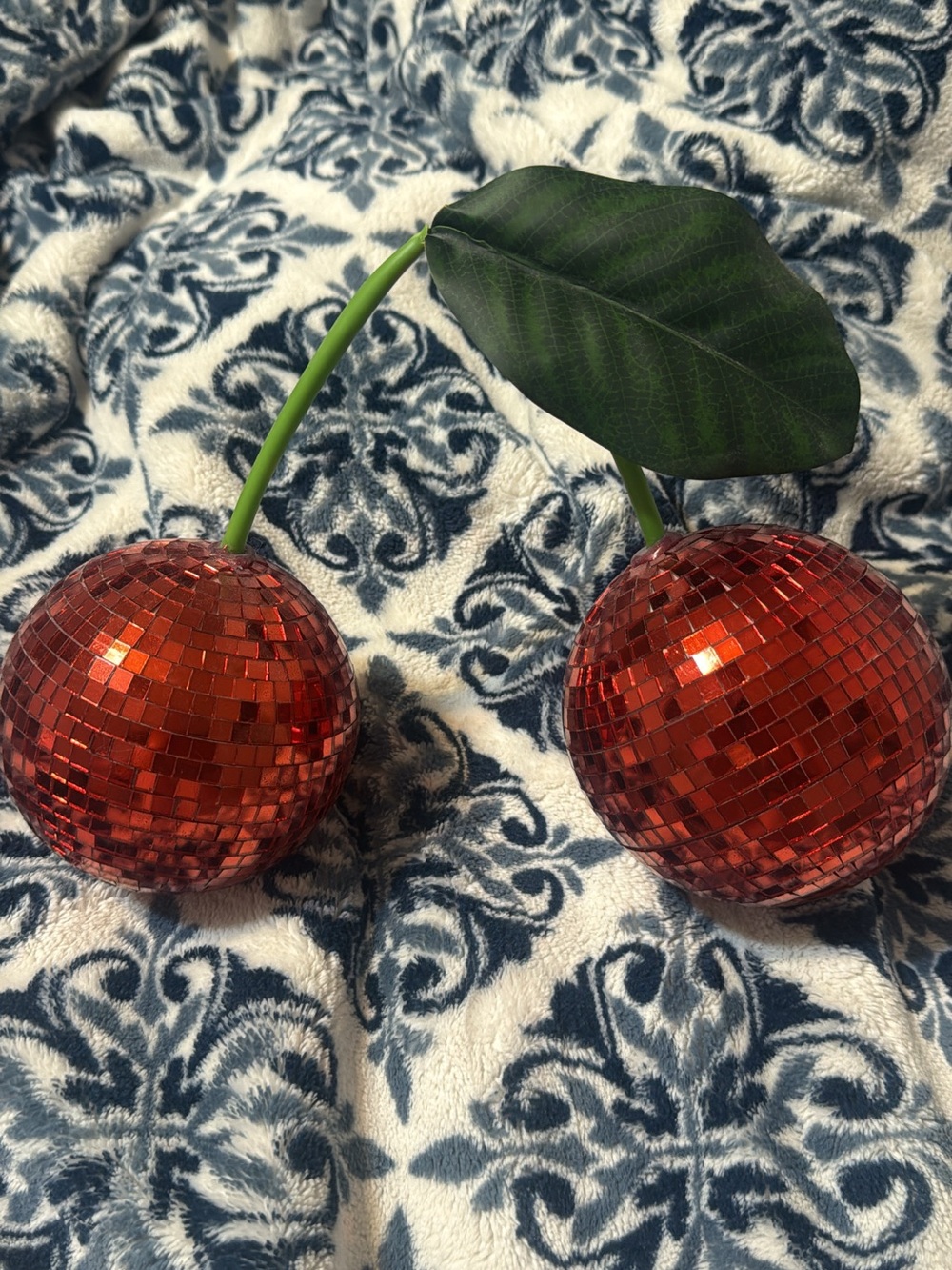 SHEIN Red Sequin Cherry Party Decor with Green Stem